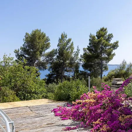 With Parking Space Zavala, Hvar - 8710 شقة ييلسا