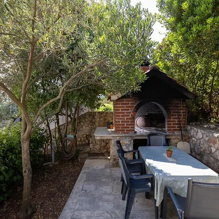 With Parking Space Zavala, Hvar - 8710 شقة ييلسا