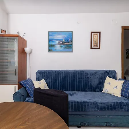 With Parking Space Zavala, Hvar - 8710 شقة